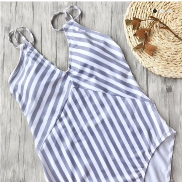 Zaful Other - Zaful Grey & White Stripe One Piece